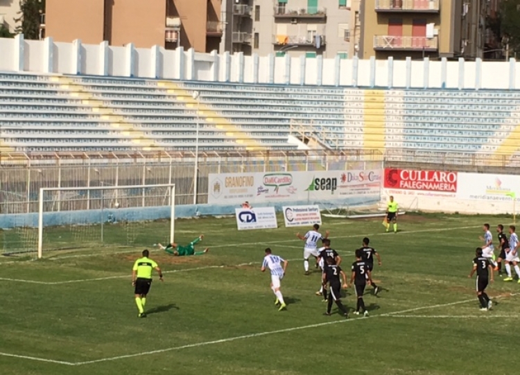 Il gol su rigore di Salvemini