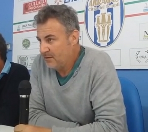 Di Napoli: “Nessun contrasto con i tifosi. Se stiamo uniti possiamo crescere. Noi con questi giovani ci salviamo”.