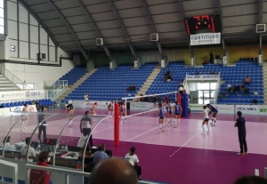 Il pala Moncada ha ospitato la prima partita di volley femminile tra la Seap Dalli Cardillo Aragona e il Marsala