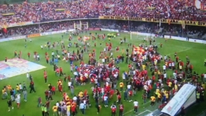 La festa allo stadio di Benevento al termine della gara