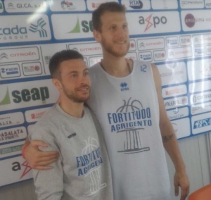 Alessandro Piazza e Albano Chiarastella presentano la sfida con la Fortitudo Bologna