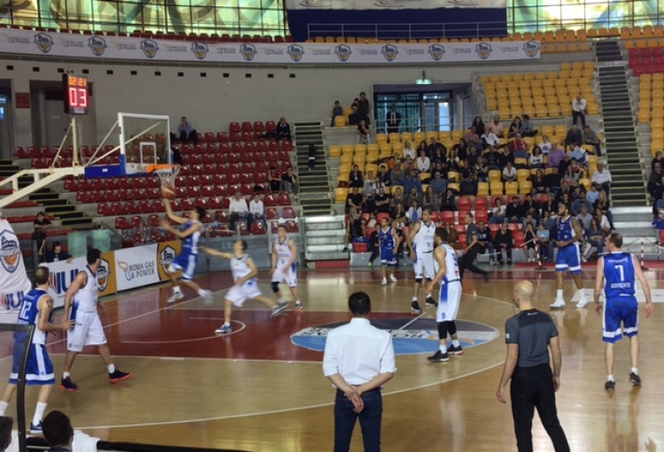 Azione d&#039;attacco della Fortitudo Moncada Agrigento a Roma contro l&#039;Eurobasket