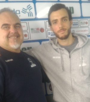 Il coach della Fortitudo Moncada Agrigento, Franco Ciani, e la guardia Ryan Bucci oggi in conferenza stampa