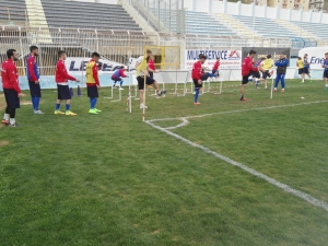 L&#039;Akragas si allena sotto lo sguardo attento del preparatore atletico Nicola Albarella