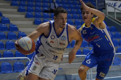 La Fortitudo Moncada batte Varese. Secondo posto e play off.